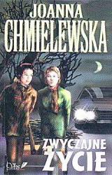 Книга Zwyczajne życie